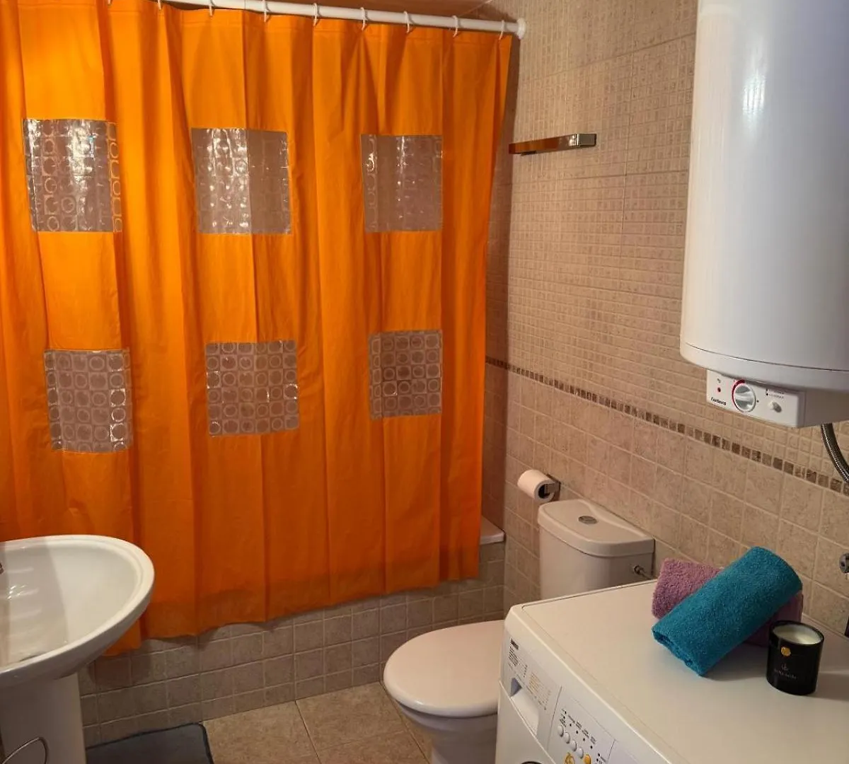 Apartamento Planta Baja Con Piscina En El Edificio Royal Marine II Roses